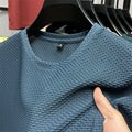 Verão masculino em torno do pescoço manga curta camiseta M-5XL oversize rugas resistente respirável textura superior tecido versátil t